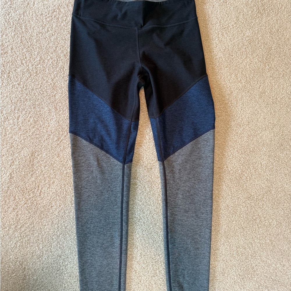 Outdoor Voices Colorblock Leggings Size M